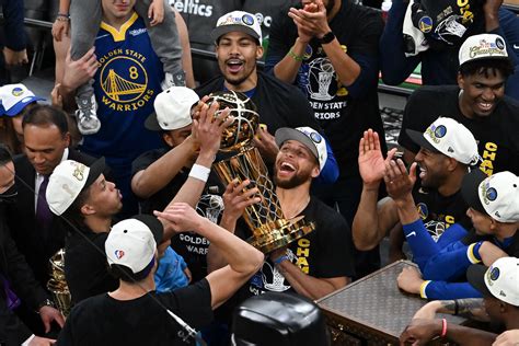 Warriors at Celtics: Boston nearly steals a win against the mighty Dubs .
